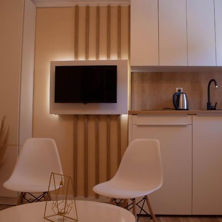 Luxury Studio Apartment โมสตาร์ ภายนอก รูปภาพ
